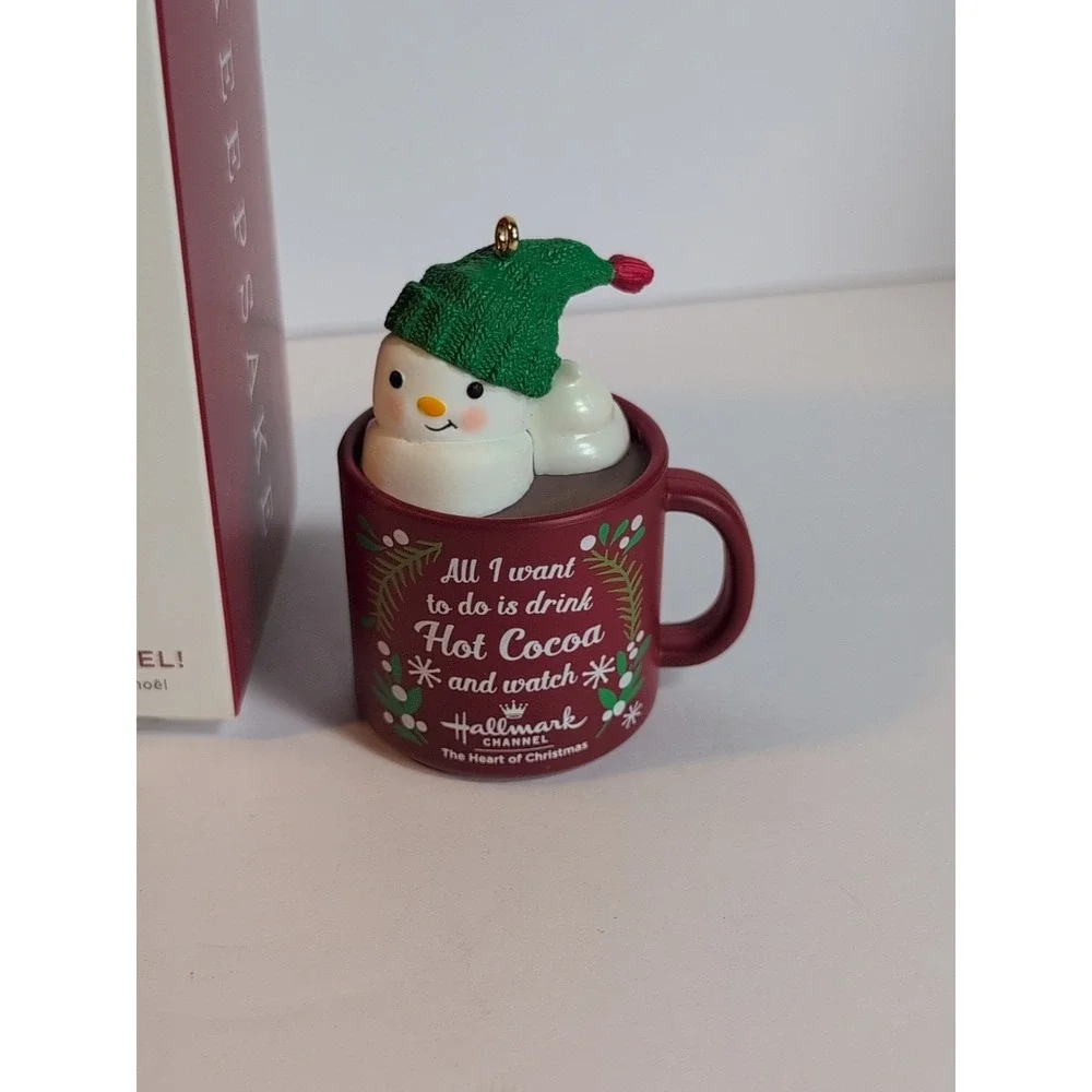 Hallmark Keepsake Christmas Ornament 